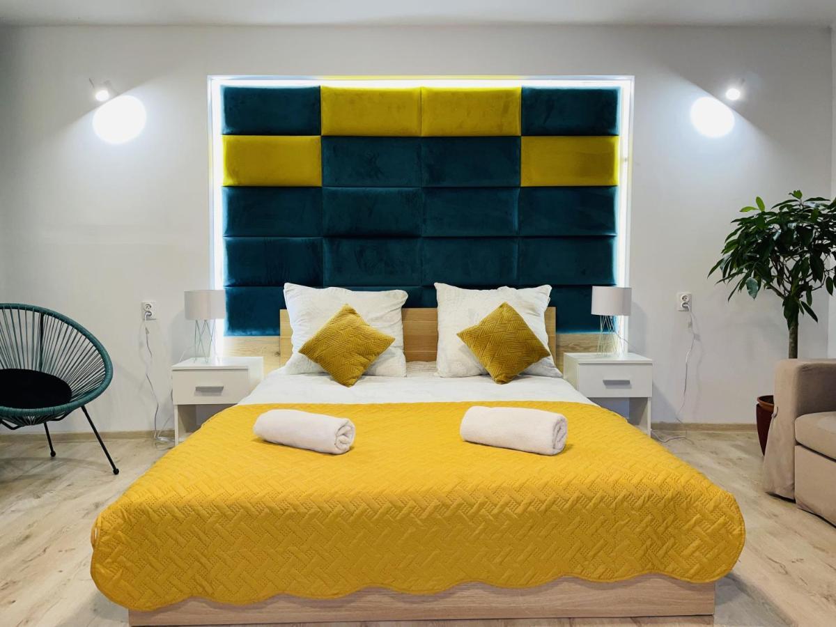 이노우로추프 Rynek 14 & Restaurant B&B 외부 사진