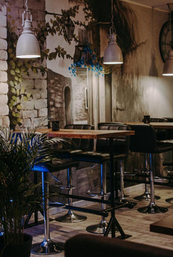 이노우로추프 Rynek 14 & Restaurant B&B 외부 사진