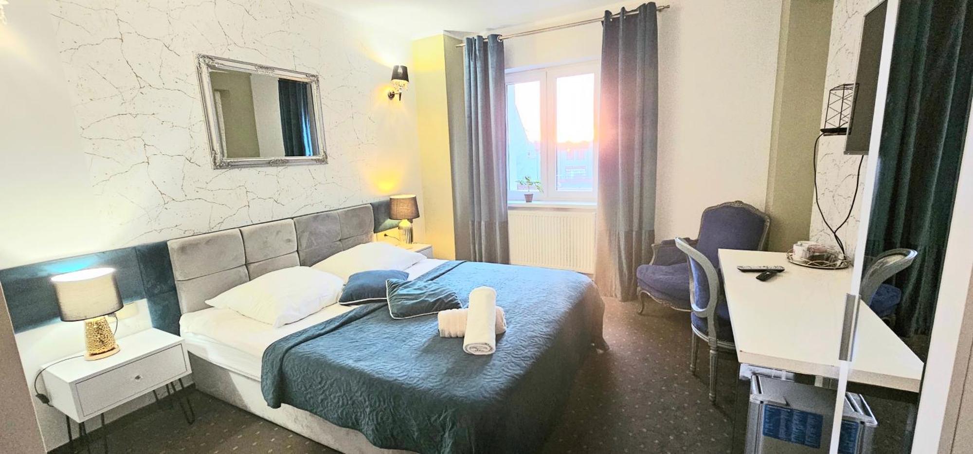 이노우로추프 Rynek 14 & Restaurant B&B 외부 사진
